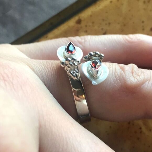 Natural Red Garnet Sterling Silver Ring Size 9 - Picture 2 of 6